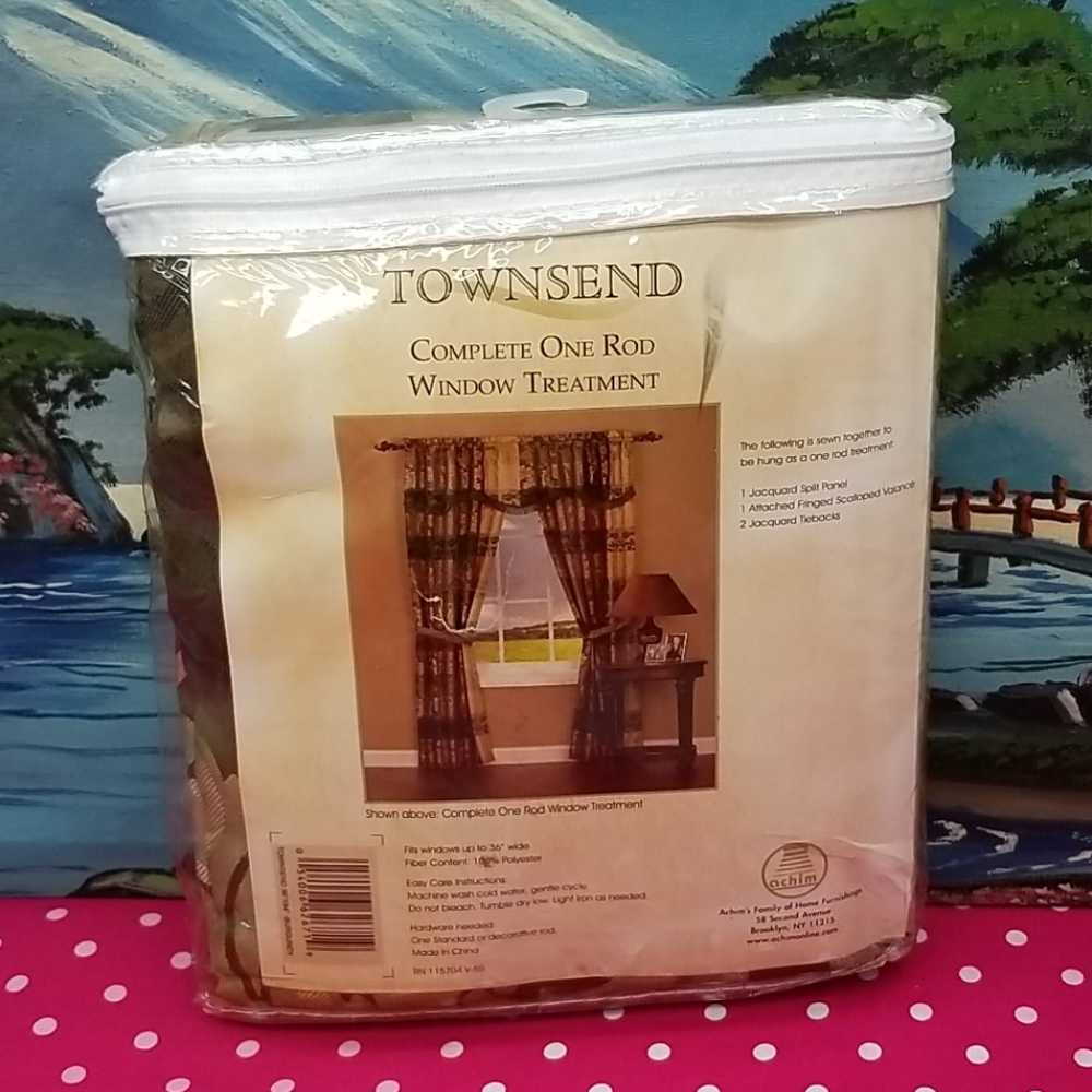 Townsend window curtain complete one rod treatment